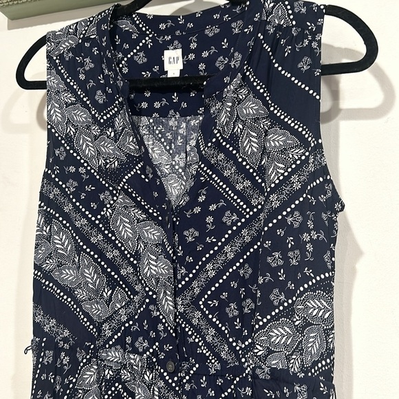 Gap Handkerchief hem button front midi dress navy white botanical foliage print - Picture 2 of 8